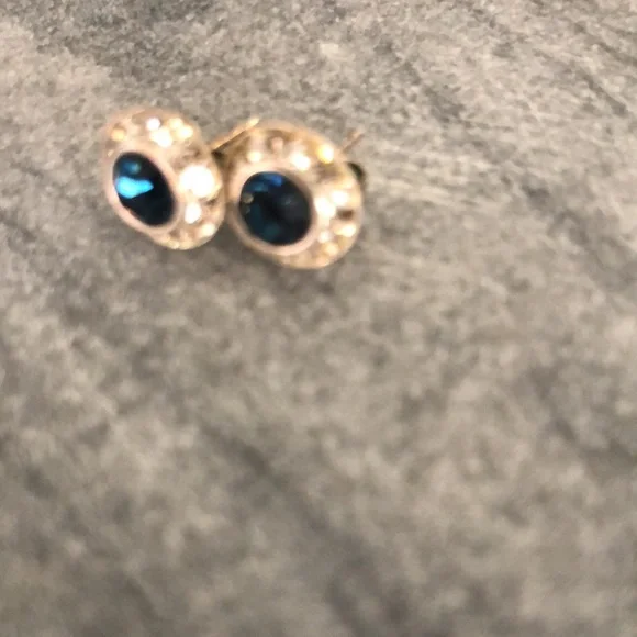 BEAUTUFUL HAND CRAFTED ITALIAN CRYSTAL EARRINGS BY VEECHIA MURANO - Picture 2 of 14